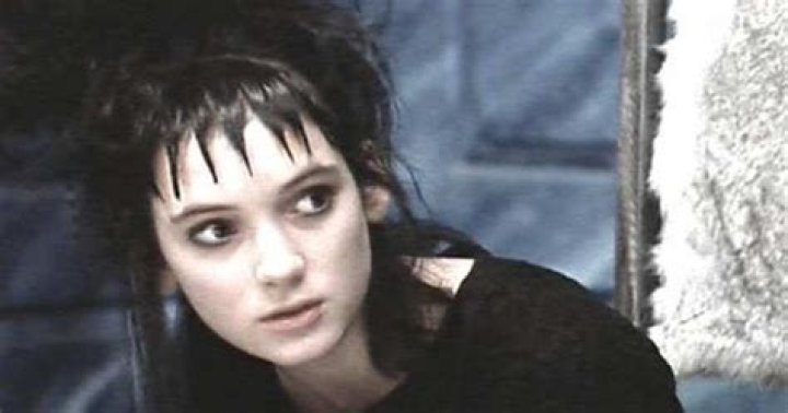 Absolutely Dyer Style Icons Lydia Deetz