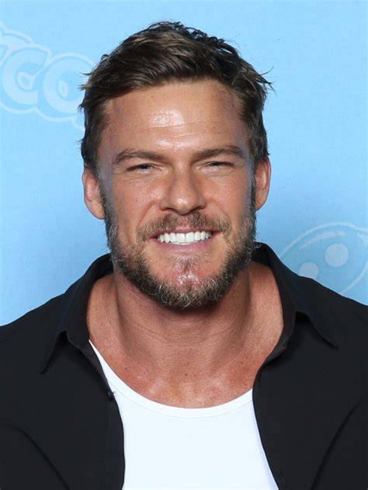 Alan Ritchson Alan ritchson, Handsome faces, Alan