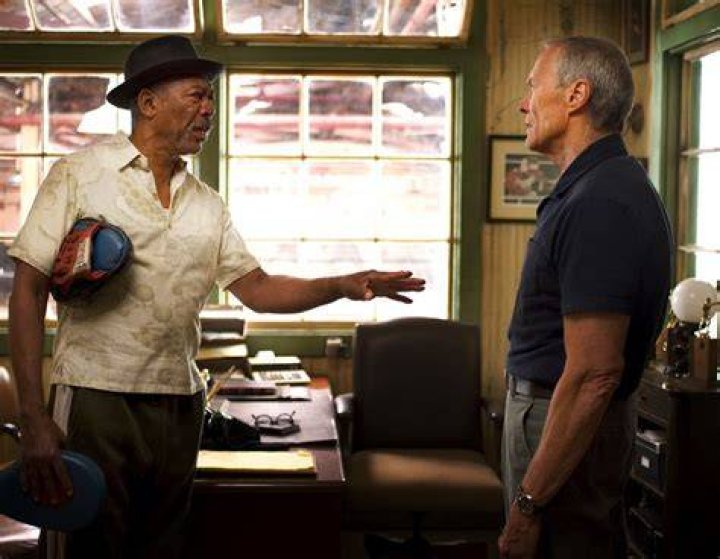 Amigos estão preocupados com Clint Eastwood que não aparece em público