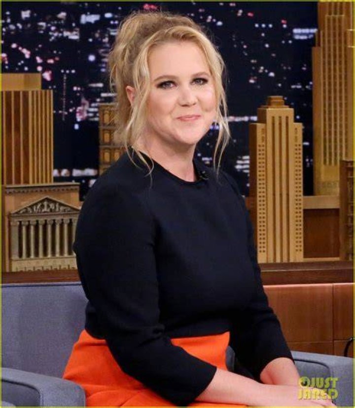 Amy Schumer pokes fun at herself as she shares childhood Instagram with