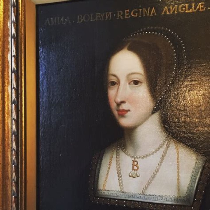 Anne Boleyn, Wronged Again Daze & Weekes