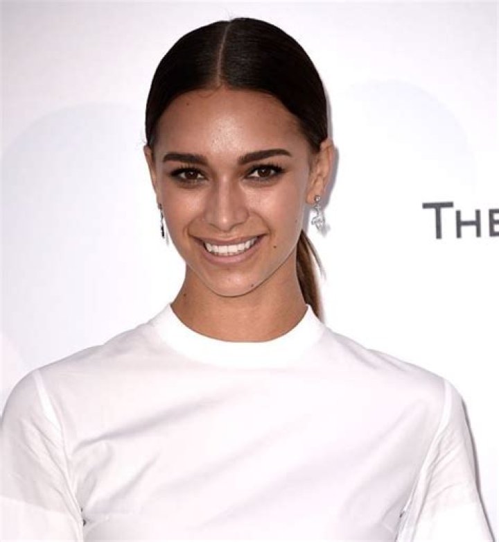 April Love Geary Net Worth 2020, Bio, Career The Frisky