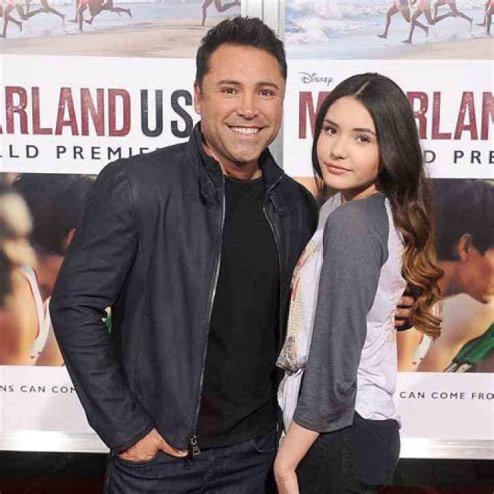 Atiana De La Hoya Bio & Wiki Net Worth, Age, Height & Weight