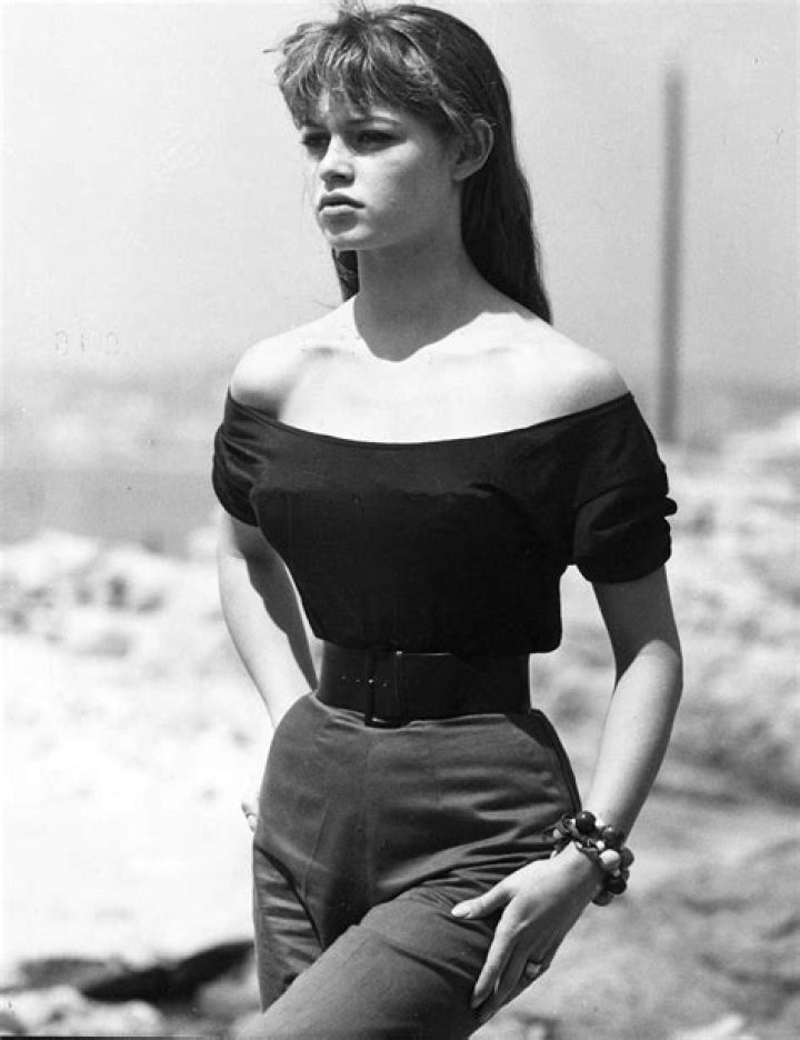 Brigitte Bardot body measurements. Her height, weight and dress size to