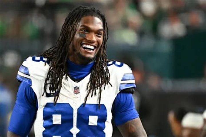 CeeDee Lamb Net Worth 2023 NFL Career Age Gf Home