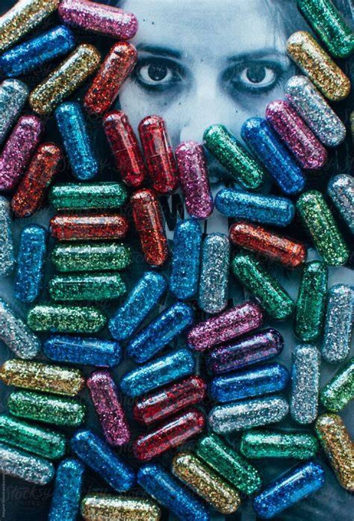 chillpill Plexus products, Glitter pills, Plexus pink drink