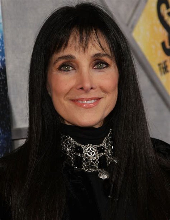 Connie Sellecca Net Worth, Personal Life, Career, Spouse, Biography