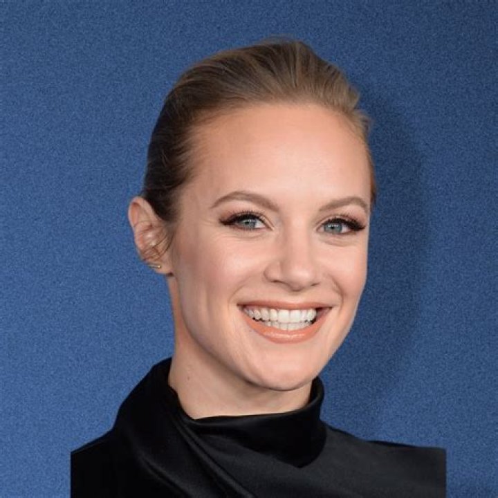 Danielle Savre 360 MAGAZINE GREEN DESIGN POP NEWS