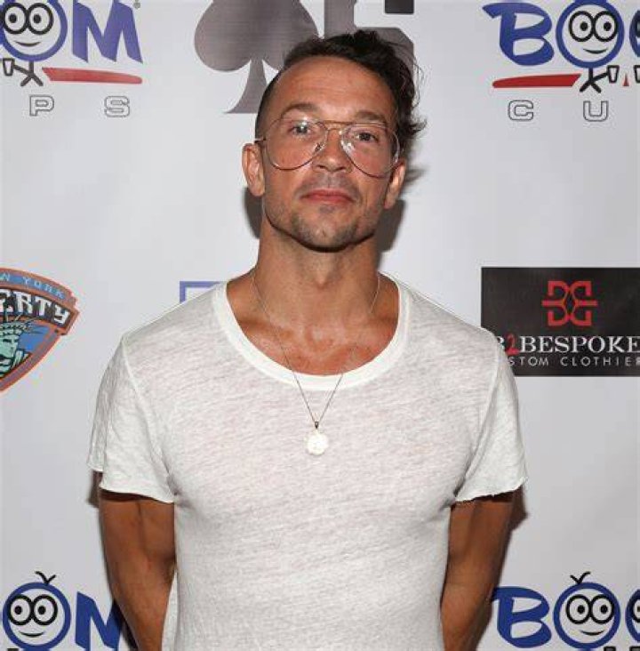 Disgraced Hillsong pastor Carl Lentz might get payoff despite ‘multiple