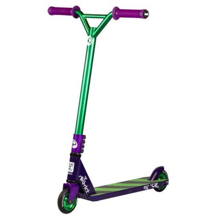 District V2 Pro Custom Chobbler Scooter Custom Freestyle Scooters