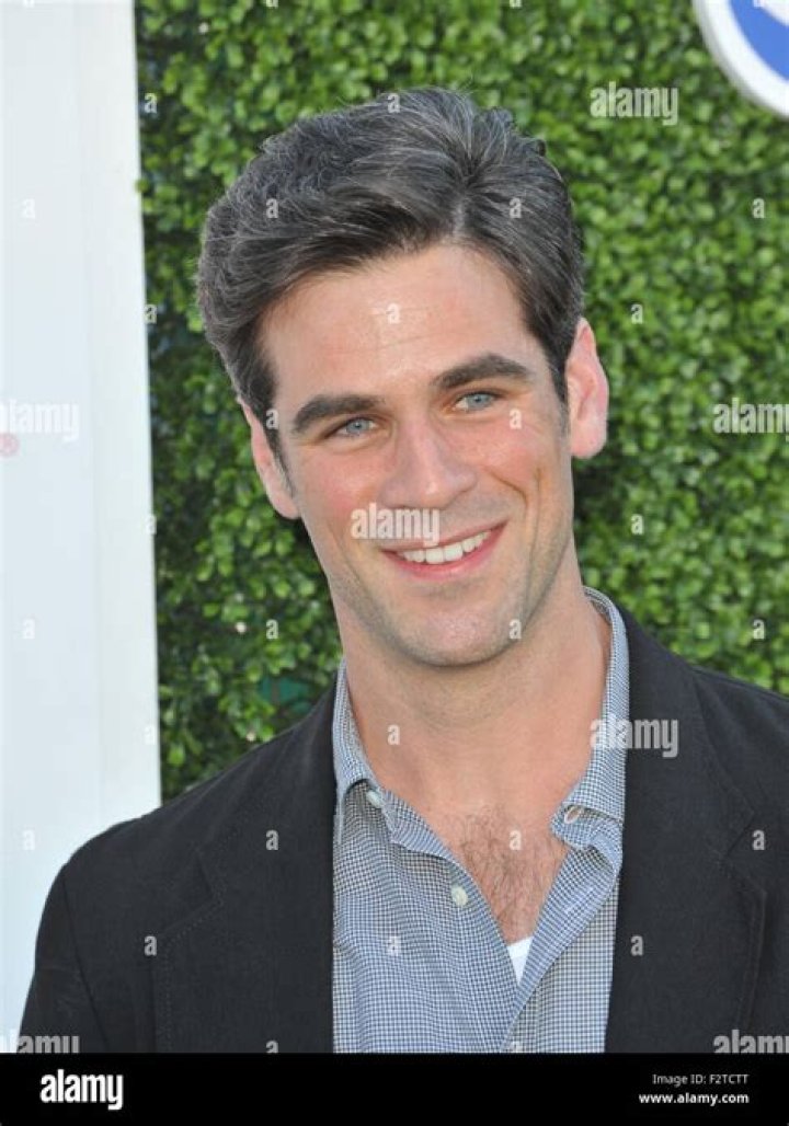 Eddie Cahill Photo Gallery1 Tv Series Posters and Cast