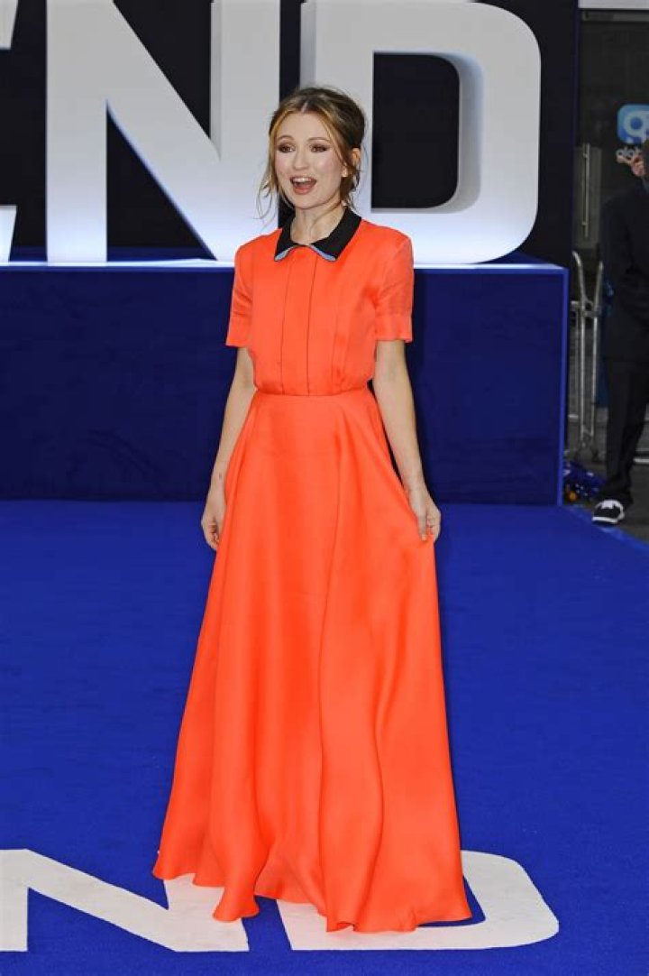 Emily Browning At Legend Premiere In London Photo Fair Usage