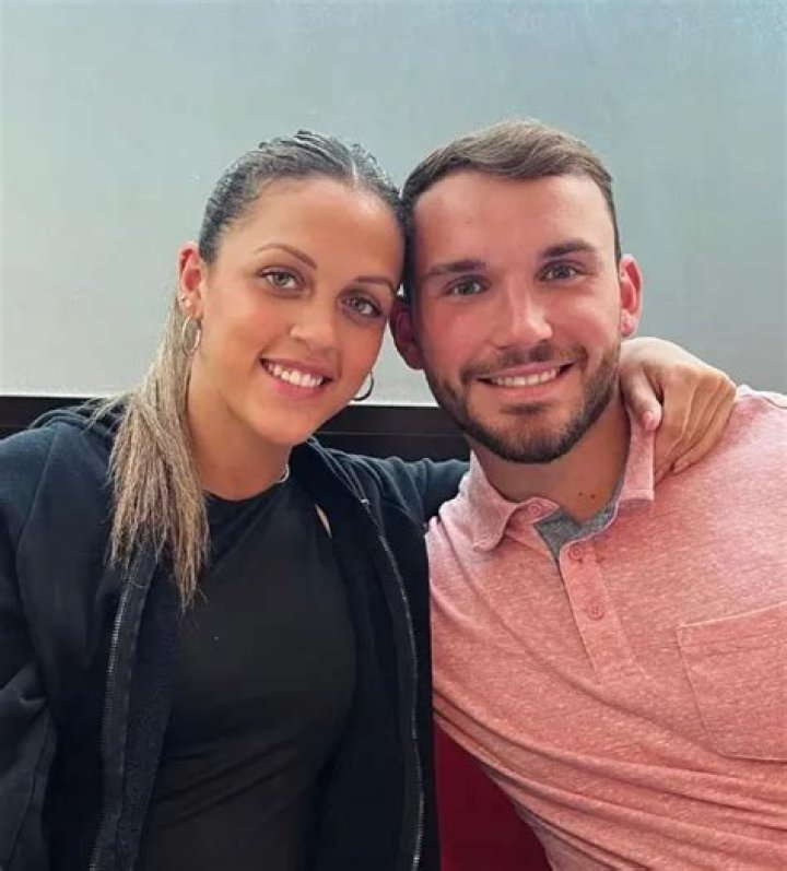 Gabbie Marshall husband Is Gabbie Marshall married? ABTC