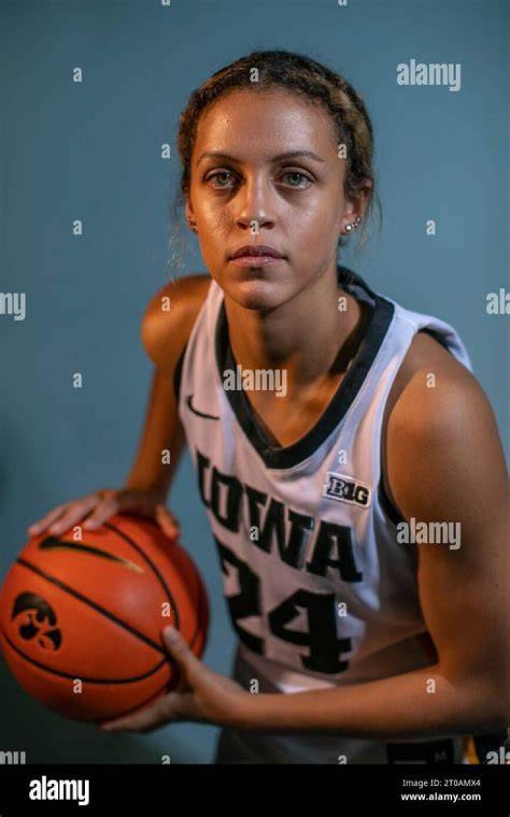 Gabbie Marshall University of Iowa Athletics