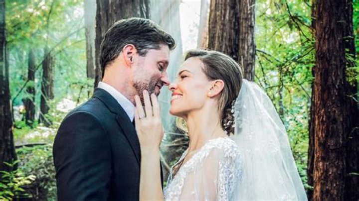 Hilary Swank Vogue wedding, Celebrity bride, Beautiful wedding dresses