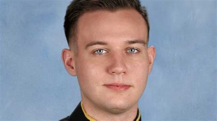 How old was Mason Halsey? U.S. Naval Academy midshipman dies in