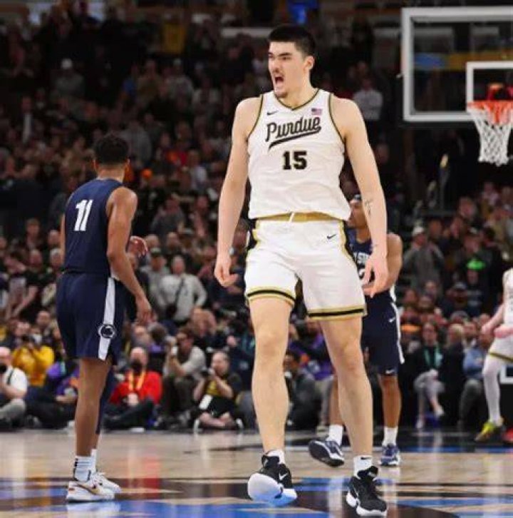 How tall is Zach Edey? Purdue big man among tallest players in 2023