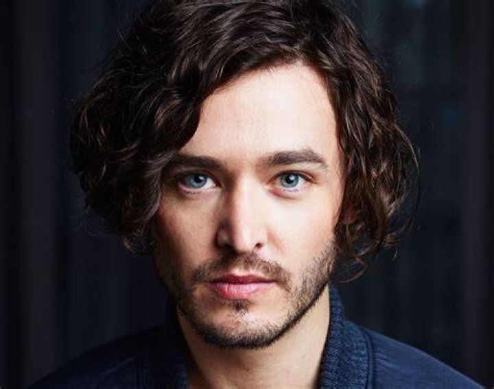 interview alex vlahos Schön! Magazine