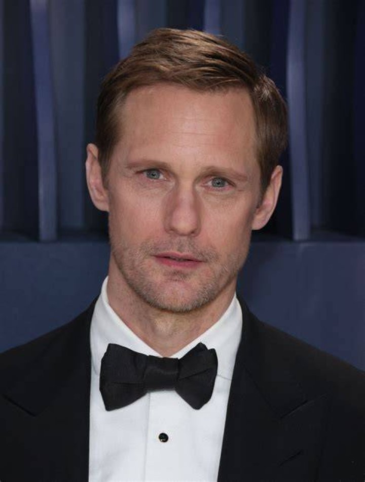 Is Alexander Skarsgard Turned His Girlfriend into Wife? Details of His