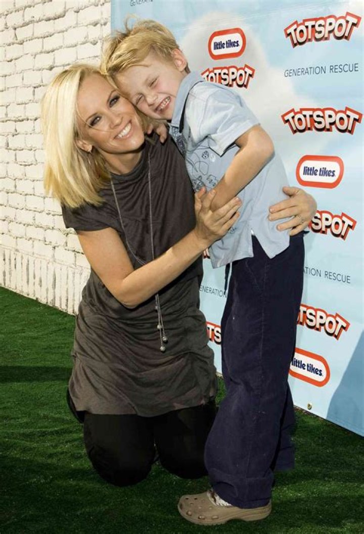 Jenny McCarthy says autistic son Evan doesn't realize kids are bullying