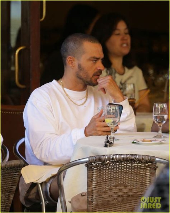 Jesse Williams Holds Hands With Girlfriend Ciarra Pardo During Romantic