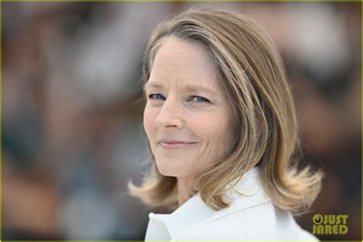 Jodie Foster Receives Honor at Cannes Film Festival with Wife Alexandra