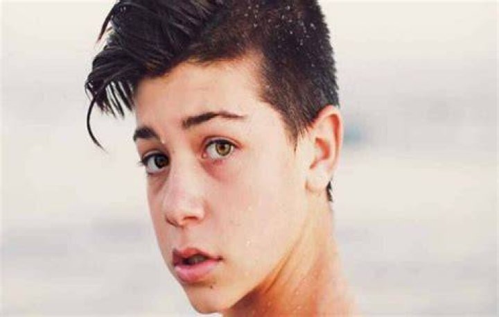 Joey Birlem Biography, Wiki, Age, Height, Girlfriend, Net Worth