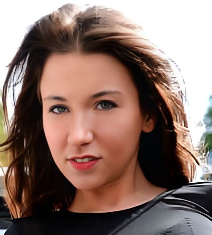 Julie Skyhigh Biography/Wiki, Age, Height, Career, Death & More