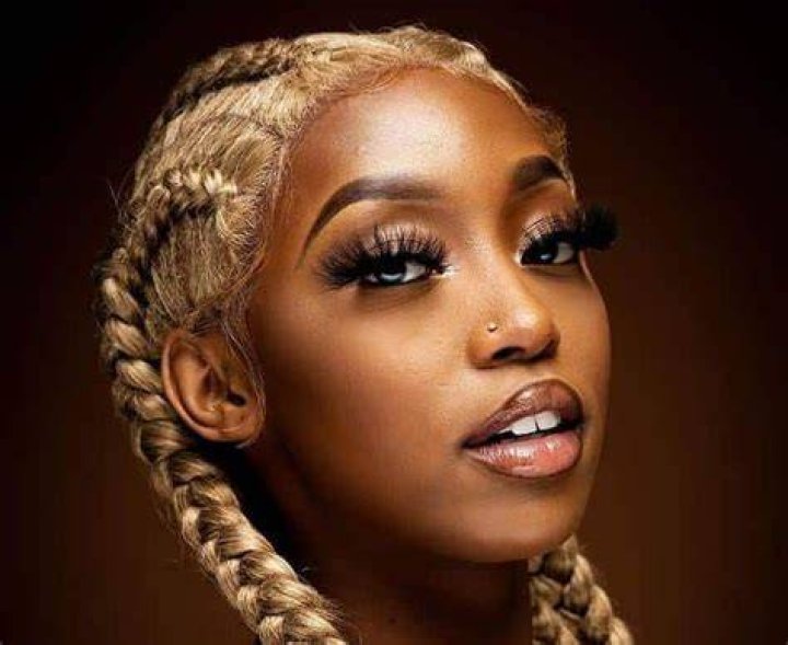 Kamo Mphela Net Worth, Age, Height, Weight, Early Life, Career, Dating