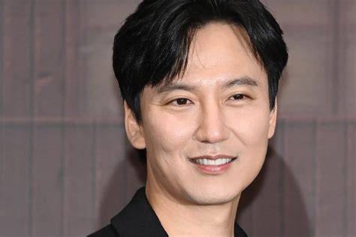 Kim Nam Gil Confirmed to Join Seo Ye Ji in Drama 'Island