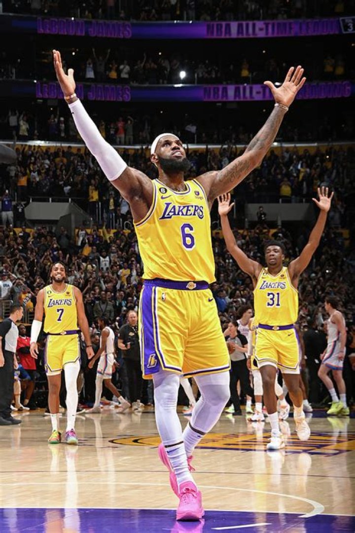 LeBron James celebrates son Bronny&rsquo;s high school graduation &lsquo;Continue