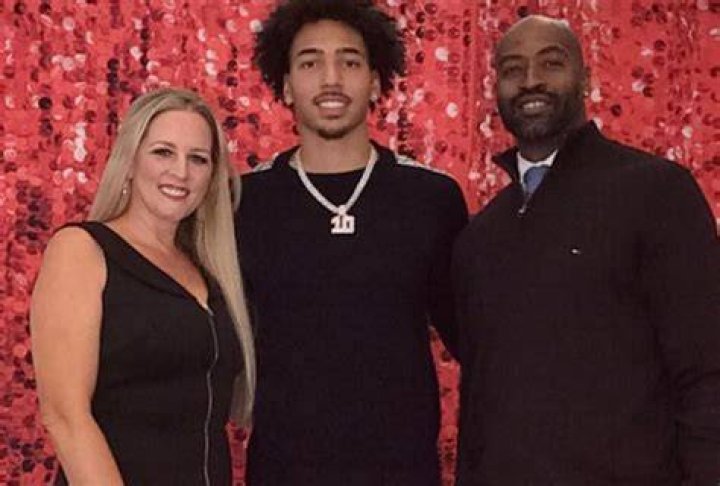 Lisa Wilson, mother of Jalen Wilson, talks Kansas commitment JayhawkSlant