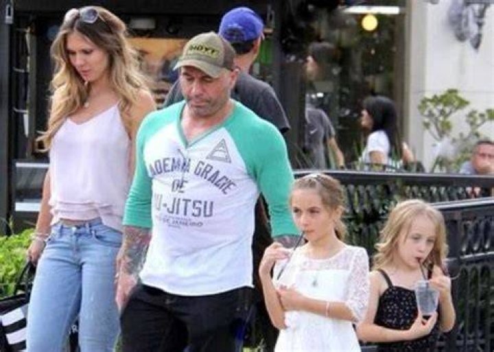 Lola Rogan Age, Family, Joe Rogan, Relationship, Net Worth