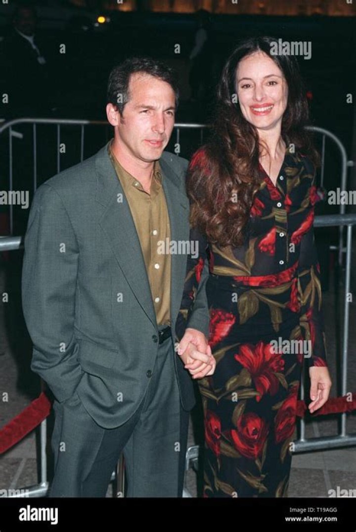 Madeleine Stowe and Husband Brian Benben Have Been Married HOW Long