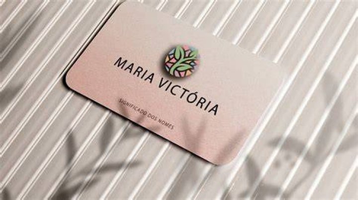 Mariavictoria_toria em 2023 Victoria, Maria vitoria, Ruivas