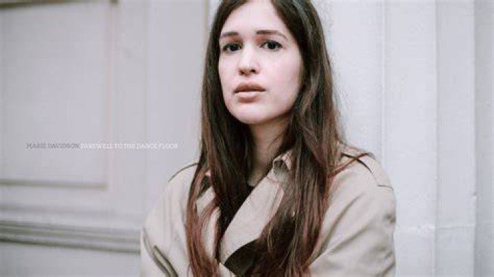 Marie Davidson Farewell to the dance floor · Feature RA