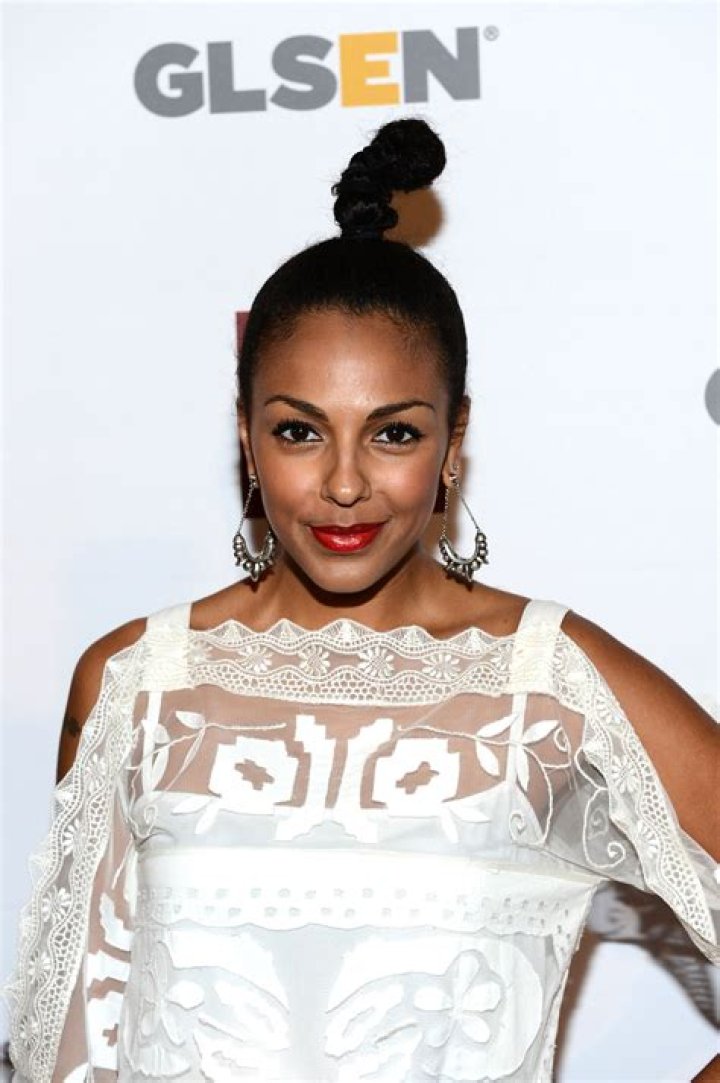 Marsha Thomason Marsha Thomason takes her family shopping at The