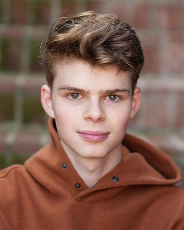 Merrick Hanna IMDb