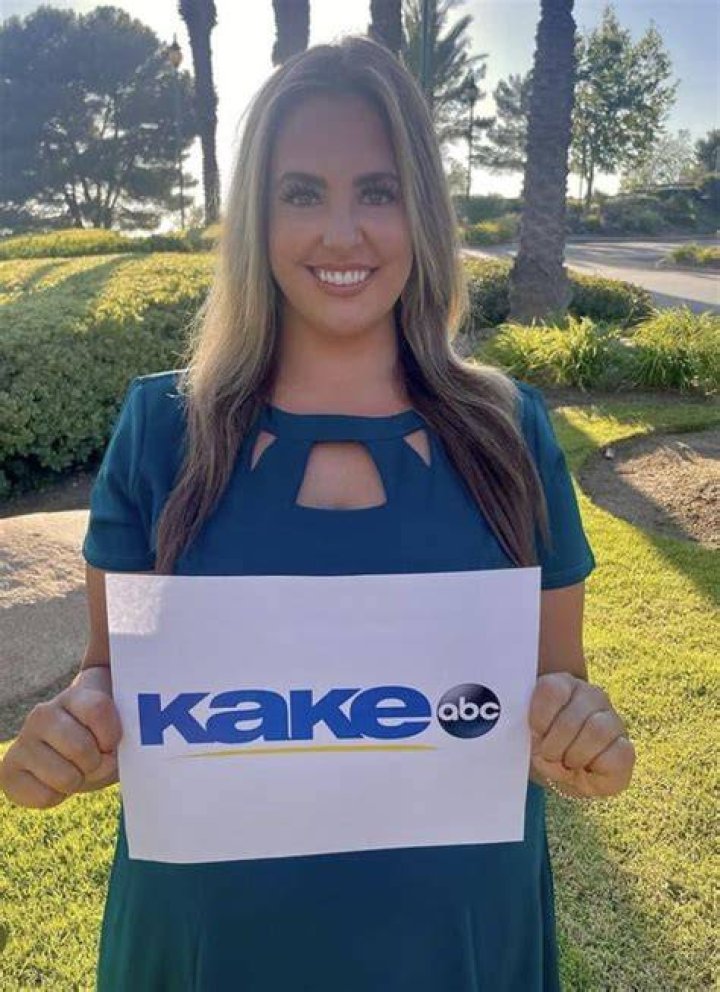 Micaela Dea, KAKE ABC 10, Wichita, KS r/hot_reporters