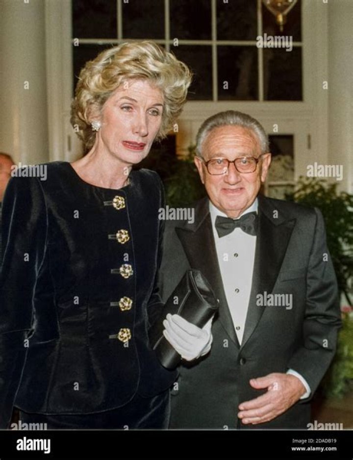 Nancy Kissinger Height The Vertical Dimension Of Her! Lee Daily