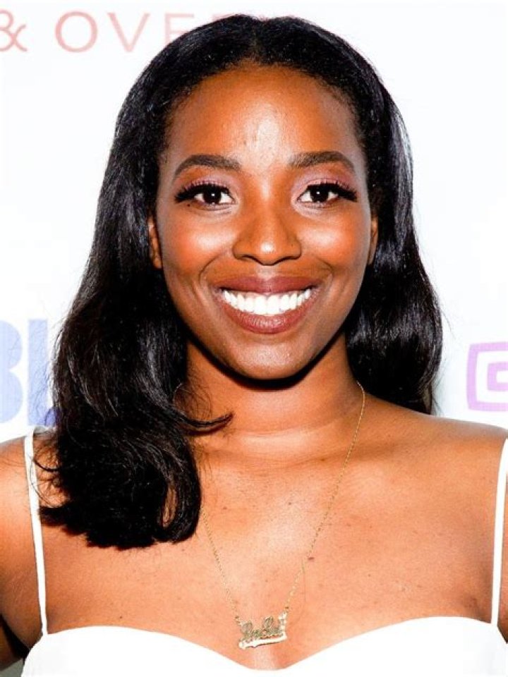 Olivia Washington Bio, Age, Net Worth, Parents, Family, Boyfriend