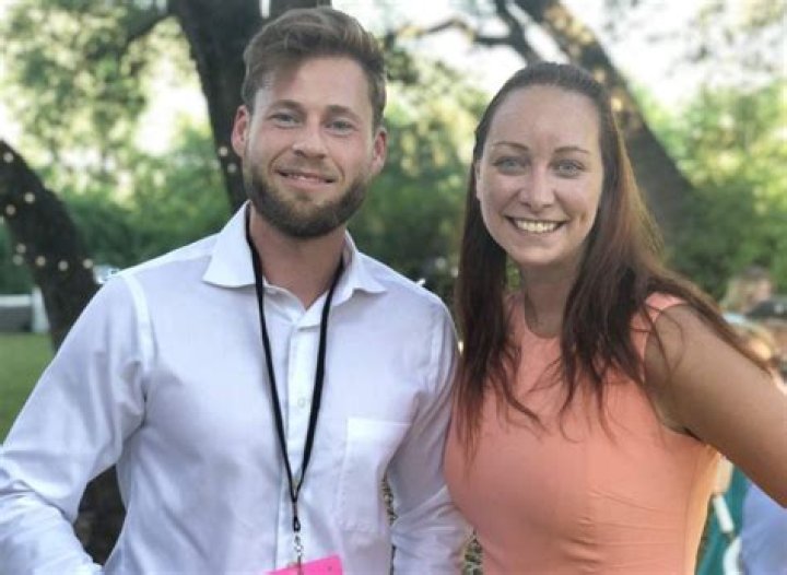 Owen Shroyer Age, Wife, Net Worth, Bio, Married Wiki【 InfoWars 】Salary