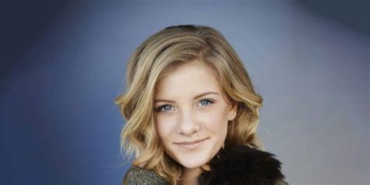 Paige Hyland Et&agrave;, altezza, patrimonio netto, bio, fidanzato