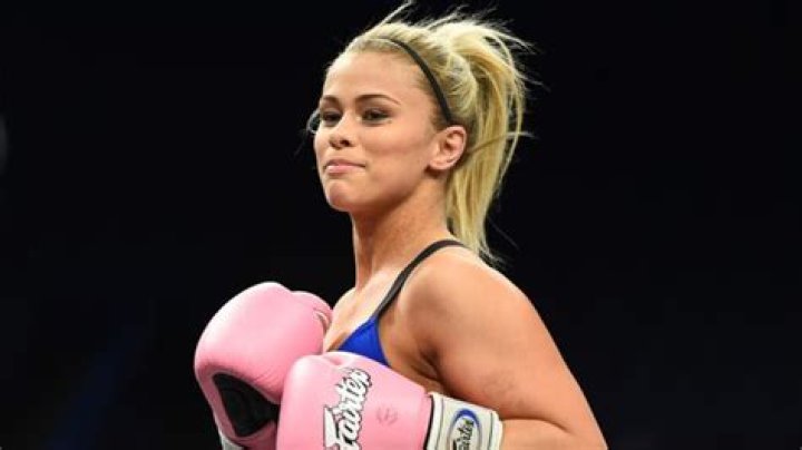 Paige VanZant Shares Throwback Sports Illustrated Swimsuit Video The