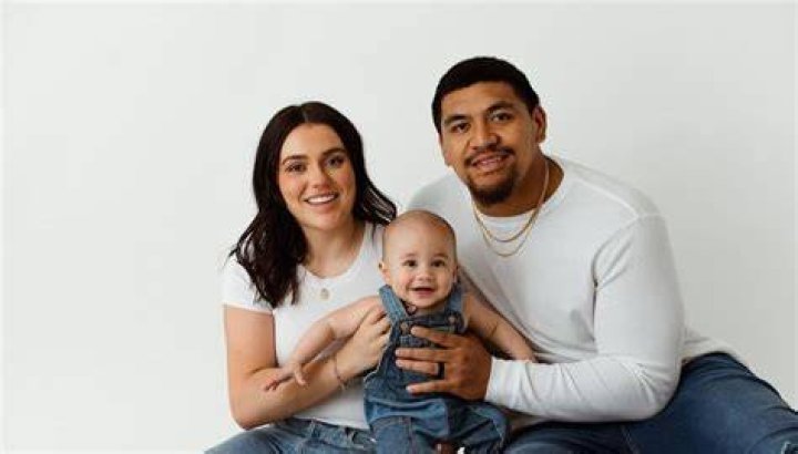 Penei Sewell Girlfriend Turned Wife Isabella Sewell Is A Proud Mom