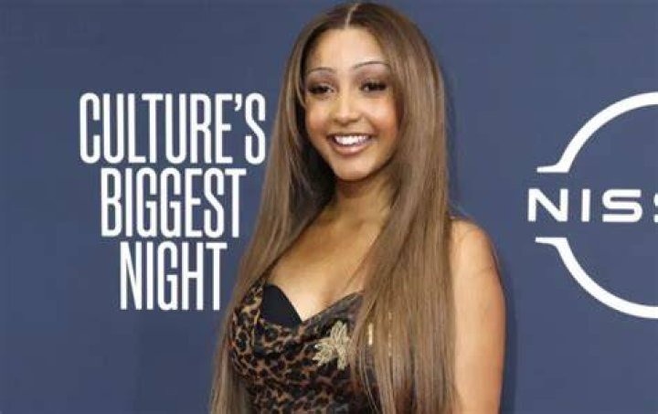 Pinkpantheress Height, Weight, Age, Net Worth, Parents, Boyfriend