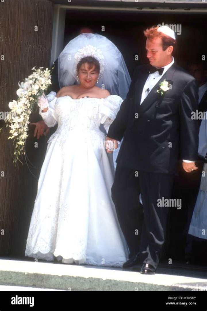 Roseanne and Tom Arnold wedding 1990. This was his first, of four