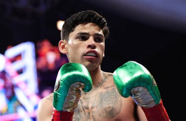 Ryan Garcia Drops Adin Ross With Vicious Body Punch During Sparring