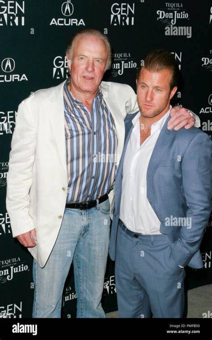 Scott caan and father hires stock photography and images Alamy