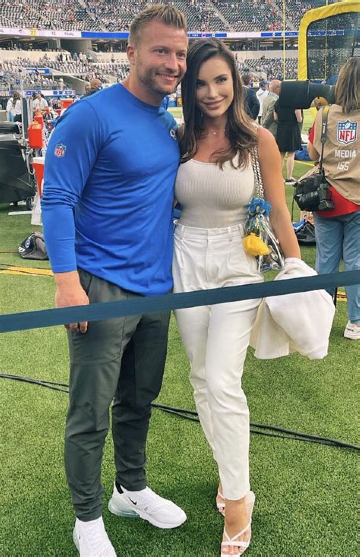 Sean McVay&rsquo;s wife Veronika Khomyn spotted dining out with Kliff